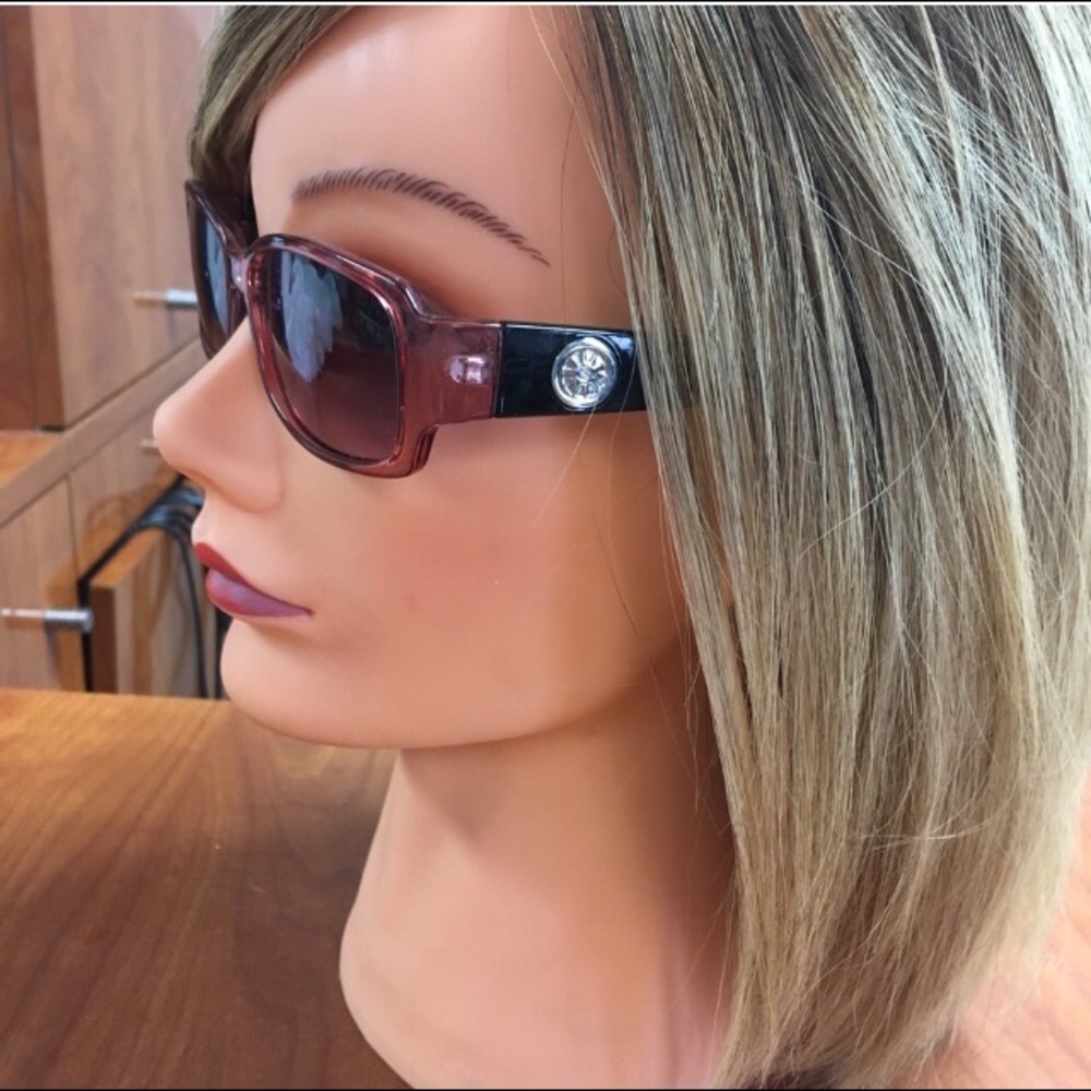 Rose colored fashion sunglasses